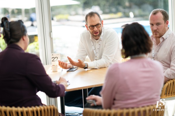 645 LSI Europe24 (Emily)