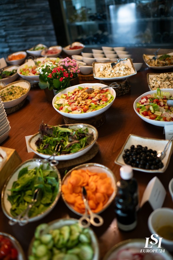 718 LSI Europe24 (Emily)