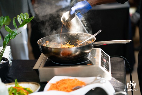 034 DAY 3 - CEO dinner (Emily) 