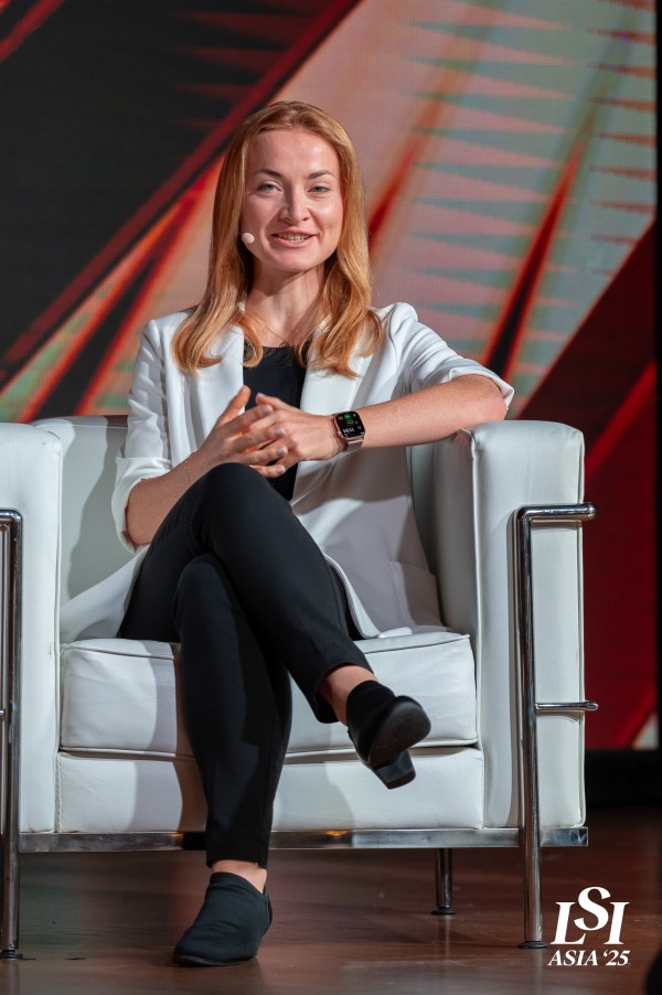 LSI ASIA Day  2 - PANELS  (AS) 352