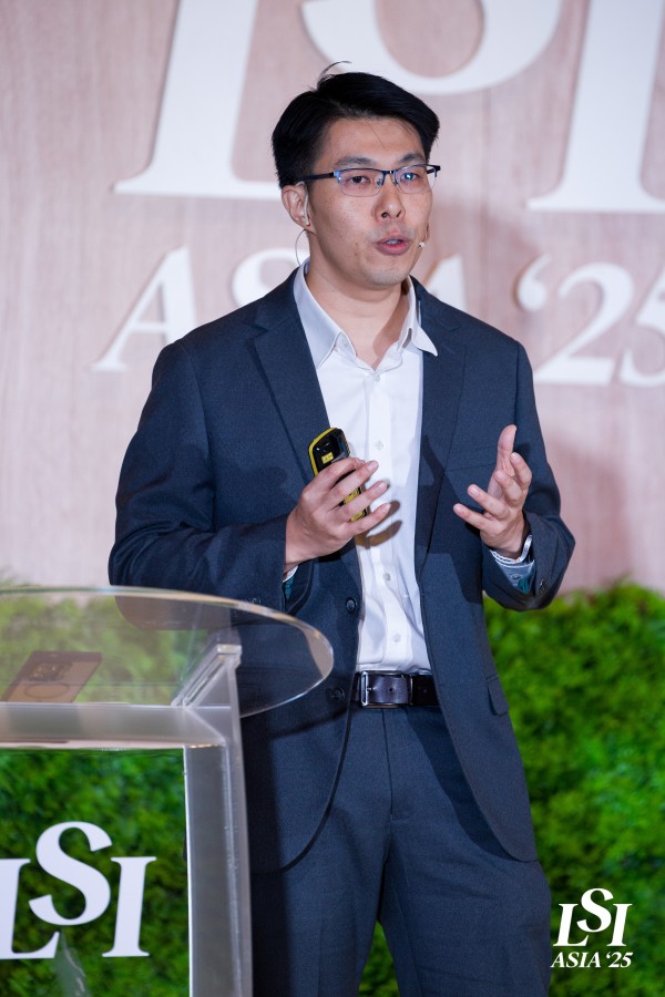 11-06-25 LSI Day 1 Track 3 - Presentations -640