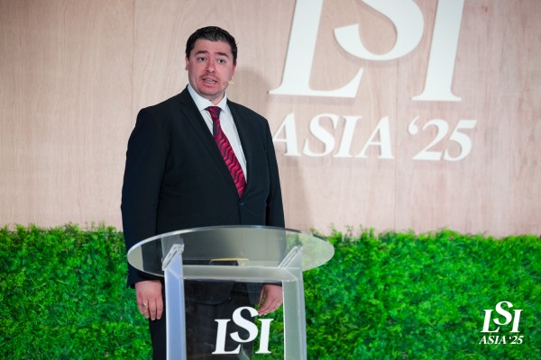 11-06-25 LSI Day 2 Track 3 - Presentations-301