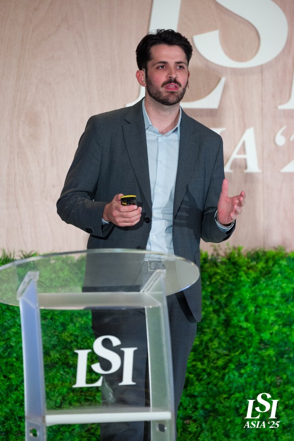 11-06-25 LSI Day 2 Track 3 - Presentations-496