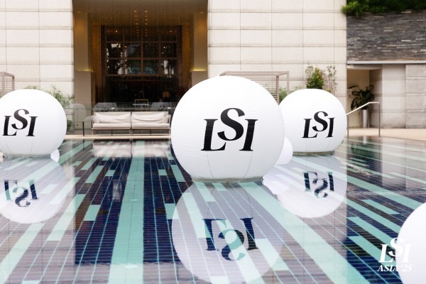 LSI ASIA DAY 1 - Roaming (BT) 319