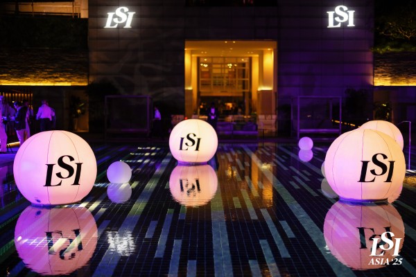 LSI ASIA DAY 1 - Roaming (BT) 466