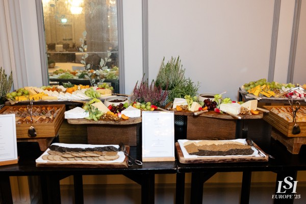 003 - DAY 1 - Unplugged Evening (Benny)