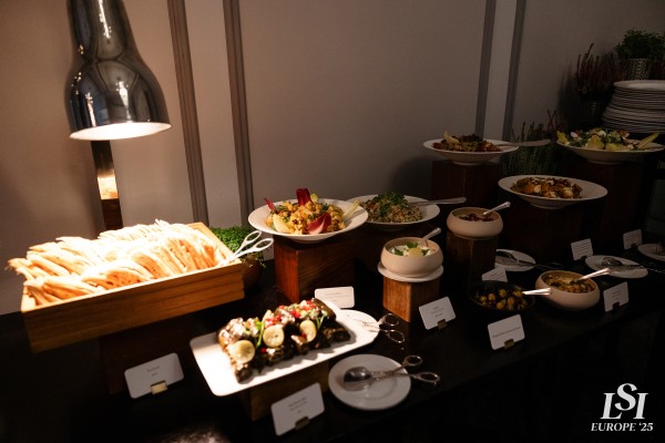 003 - DAY 2 - Private Lunch (Benny)