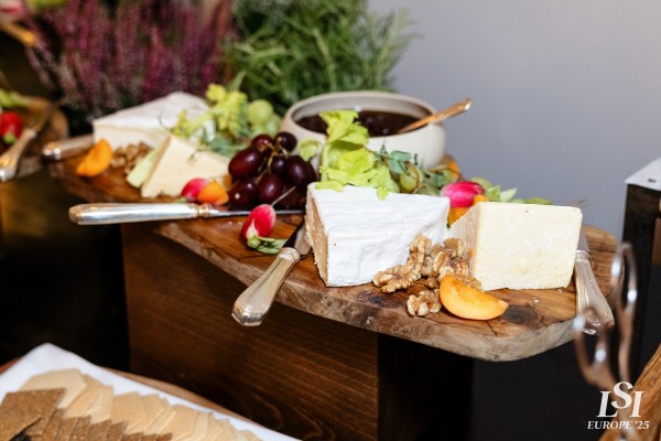 004 - DAY 1 - Unplugged Evening (Benny)