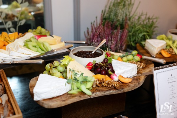 005 - DAY 1 - Unplugged Evening (Benny)