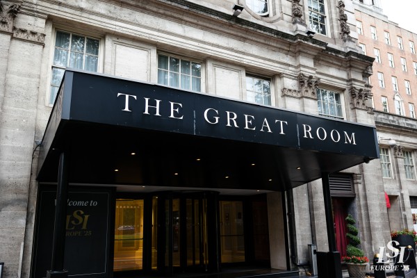 002 - DAY 0 - Gala Dinner (Benny)