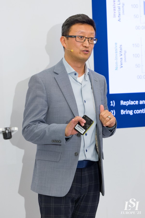 08-09-25 LSI Europe Track 1 Day 1 (ADAM)-107