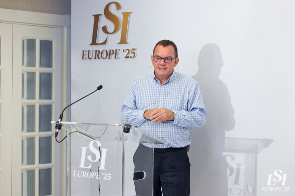 08-09-25 LSI Europe Track 1 Day 1 (ADAM)-138