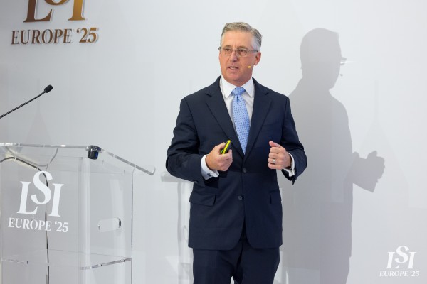 08-09-25 LSI Europe Track 1 Day 1 (ADAM)-270