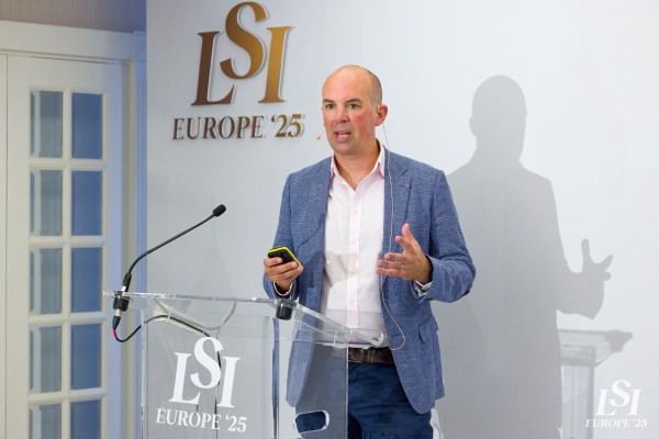 08-09-25 LSI Europe Track 1 Day 1 (ADAM)-328