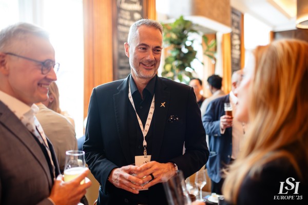 014 - DAY 2 - Bar & Quiz (Benny)