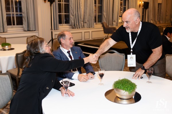 021 - DAY 1 - Unplugged Evening (Benny)