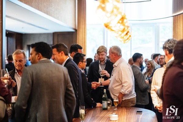 038 - DAY 2 - Bar & Quiz (Benny)