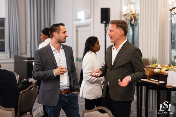 039 - DAY 1 - Unplugged Evening (Benny)