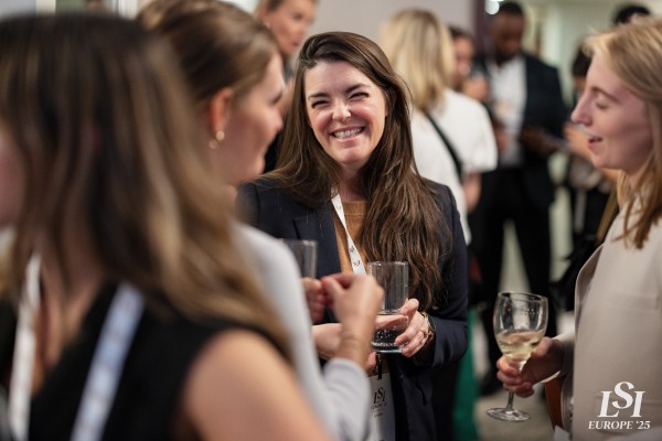 08-09-25 LSI Europe Women in MedTech Drinks (ADAM)-82